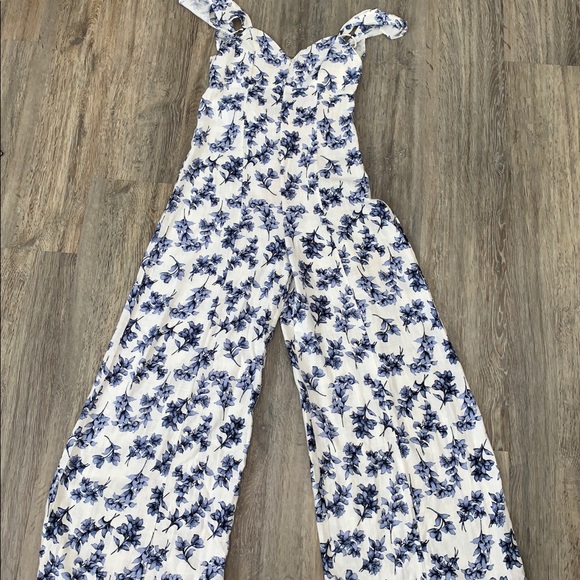 Anthropology Blue and White Floral Jumpsuit - Picture 5 of 7